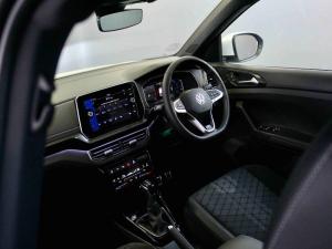 Volkswagen T-CROSS 1.0 TSI R-LINE DSG - Image 13
