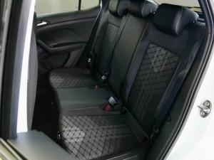 Volkswagen T-CROSS 1.0 TSI R-LINE DSG - Image 14