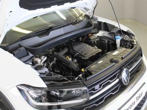 Volkswagen T-CROSS 1.0 TSI R-LINE DSG - Image 25