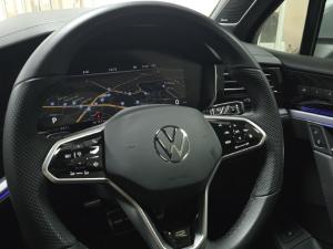 Volkswagen Touareg V6 TDI Executive R-Line - Image 11