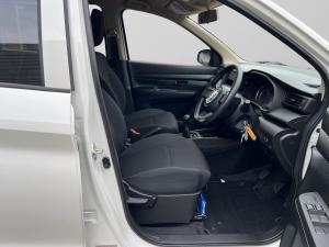 Suzuki Ertiga 1.5 GA - Image 8