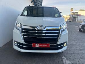 Toyota Quantum 2.8 LWB bus 6-seater VX Premium - Image 5