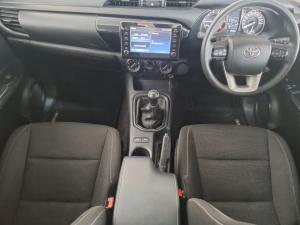 Toyota Hilux 2.4GD-6 Xtra cab Raider manual - Image 6