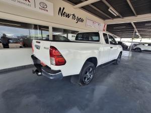 Toyota Hilux 2.4GD-6 Xtra cab Raider manual - Image 2