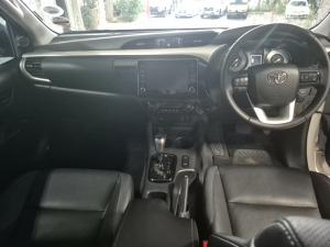 Toyota Hilux 2.8GD-6 double cab 4x4 Raider auto - Image 6