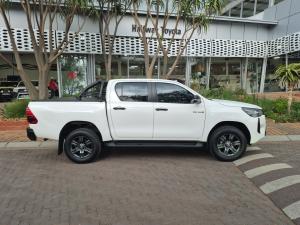 Toyota Hilux 2.8GD-6 double cab 4x4 Raider auto - Image 3