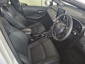 Toyota Corolla 1.8 Hybrid XS - Image 7