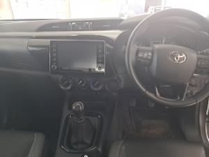 Toyota Hilux 2.8GD-6 Xtra cab Legend manual - Image 8