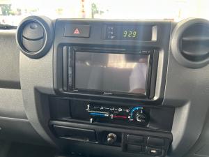 Toyota Land Cruiser 79 4.0 V6 double cab - Image 14
