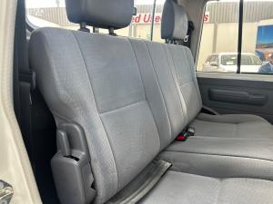 Toyota Land Cruiser 79 4.0 V6 double cab - Image 20