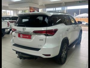 Toyota Fortuner 2.4GD-6 4x4 auto - Image 3