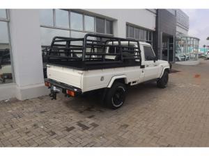Toyota Land Cruiser 79 4.0 V6 single cab - Image 2