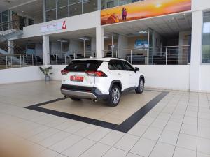 Toyota RAV4 2.5 VX AWD - Image 2