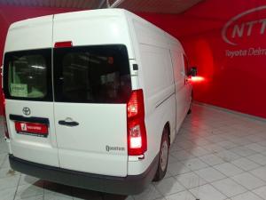Toyota Quantum 2.8 SlwbP/V - Image 2