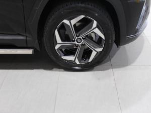 Hyundai Tucson 2.0 Elite automatic - Image 3