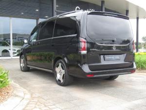 Mercedes-Benz V300d Exclusive - Image 13