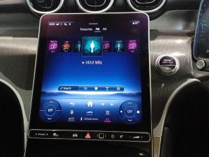 Mercedes-Benz GLC GLC300d 4Matic Avantgarde - Image 12