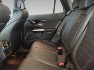 Mercedes-Benz GLC GLC300d 4Matic Avantgarde - Image 15