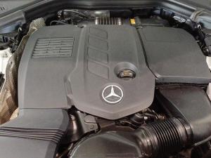 Mercedes-Benz GLC GLC300d 4Matic Avantgarde - Image 9