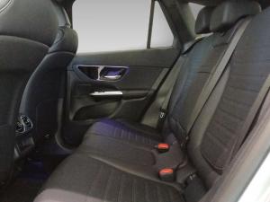 Mercedes-Benz GLC GLC300d 4Matic Avantgarde - Image 14