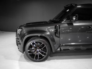 Land Rover Defender 110 V8 - Image 18