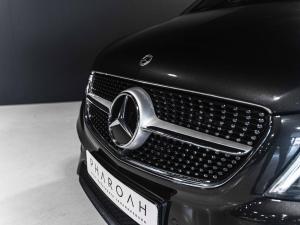 Mercedes-Benz V-Class V300d Avantgarde AMG Line - Image 17