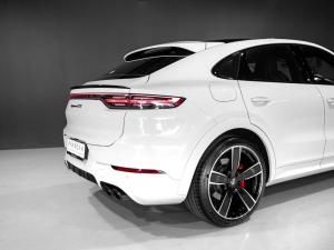 Porsche Cayenne GTS coupe - Image 12