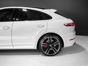 Porsche Cayenne GTS coupe - Image 17