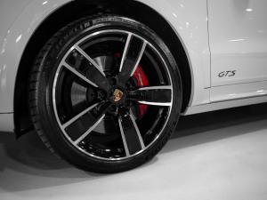 Porsche Cayenne GTS coupe - Image 18