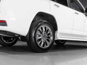 Toyota Land Cruiser 300 3.3D ZX - Image 20