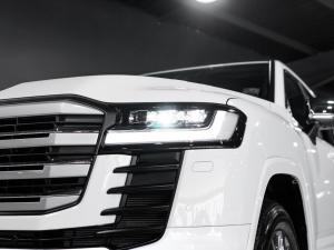 Toyota Land Cruiser 300 3.3D ZX - Image 23