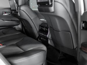 Toyota Land Cruiser 300 3.3D ZX - Image 8