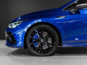 Volkswagen Golf R - Image 10