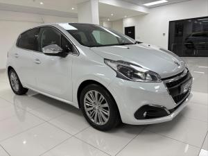Peugeot 208 1.2 Allure - Image 3