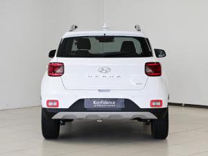Hyundai Venue 1.0T Fluid auto - Image 8