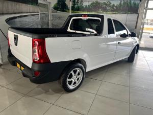 Nissan NP200 1.6i safety pack (aircon) - Image 5