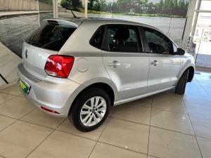 Volkswagen Polo Vivo hatch 1.6 Comfortline auto - Image 3