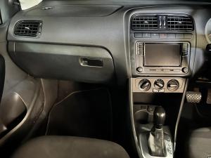 Volkswagen Polo Vivo hatch 1.6 Comfortline auto - Image 8