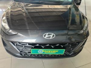 Hyundai Grand i10 1.0 Premium hatch - Image 4