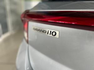Hyundai Grand i10 1.0 Premium hatch - Image 5