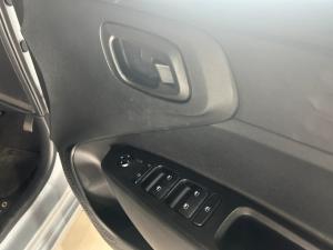 Hyundai Grand i10 1.0 Premium hatch - Image 7