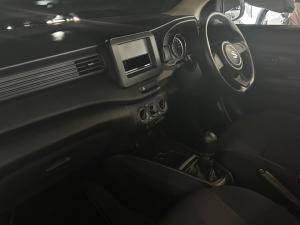 Suzuki Ertiga 1.5 GA - Image 2