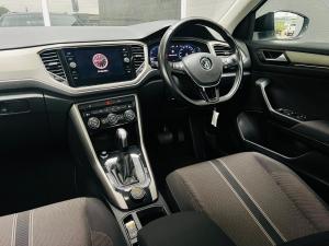 Volkswagen T-Roc 2.0TSI 140kW 4Motion Design - Image 10