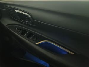 Hyundai i20 1.2 Fluid - Image 13