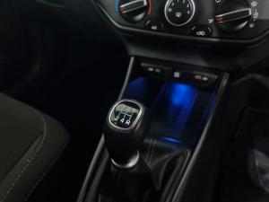 Hyundai i20 1.2 Fluid - Image 16