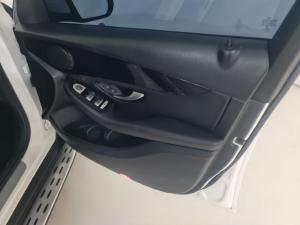 Mercedes-Benz GLC GLC220d 4Matic - Image 13