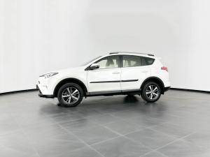Toyota RAV4 2.0 GX automatic - Image 2