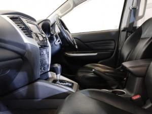 Mitsubishi Triton 2.4DI-D double cab auto - Image 9