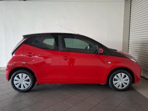 Toyota Aygo 1.0 X-Play - Image 3