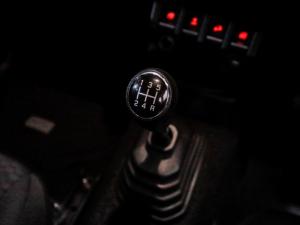 Suzuki Jimny 1.5 GLX AllGrip 5-door manual - Image 16